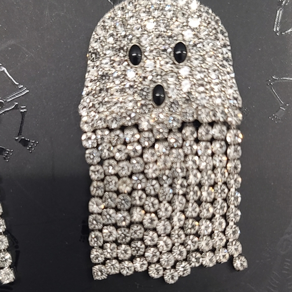 NEW CASPER GHOST crystal earrings Halloween - Picture 2 of 6